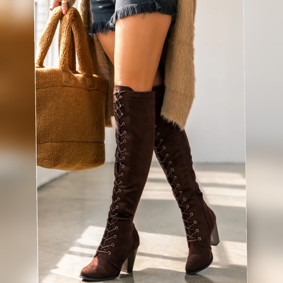 ❤ RESTOCKED ❤ Brown sexy lace up boots faux suede - Picture 3 of 6